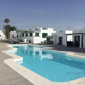 Relax & Pool Next To The Puerto del Carmen (Lanzarote)